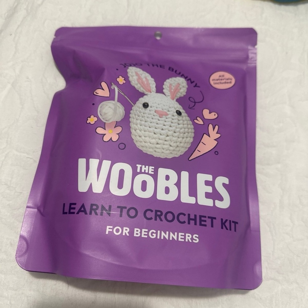 1 New Woobles Jojo The Bunny Kit.